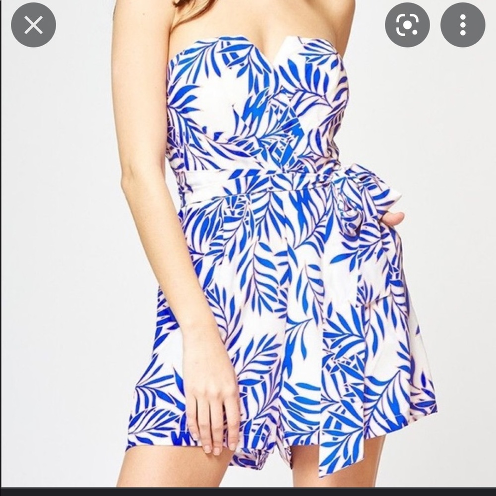 Yumi Kim Blue and White Leaf Print Romper